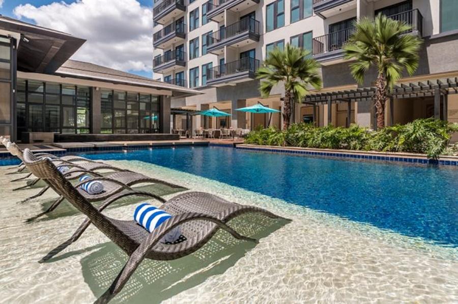Dusit Thani Hotel Davao