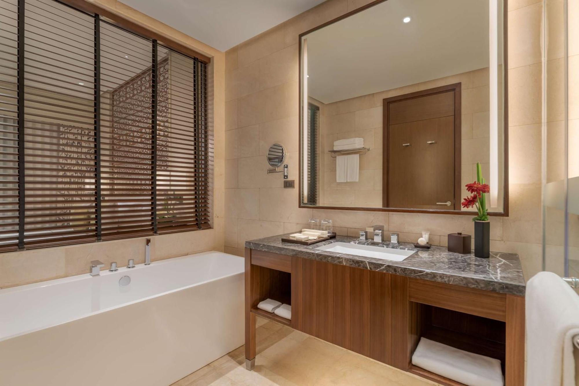 Dusit Thani Davao