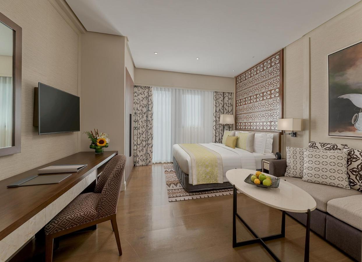 Dusit Thani 5*
